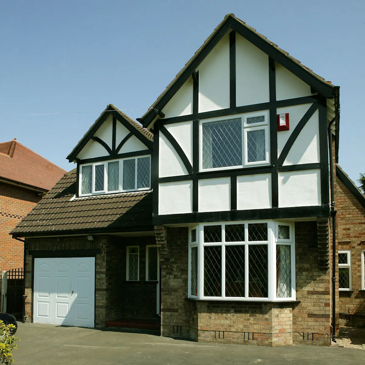 modern bay windows Woking