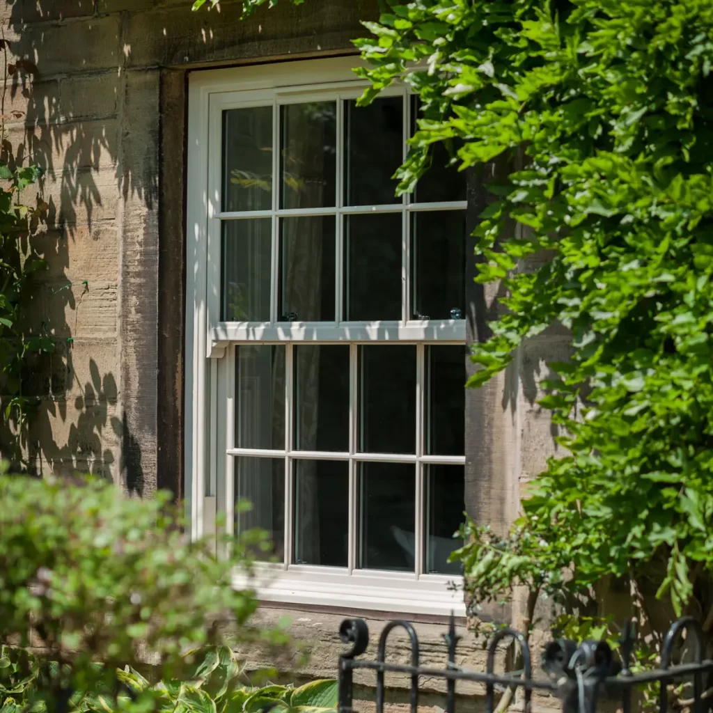 sash windows installer {city}